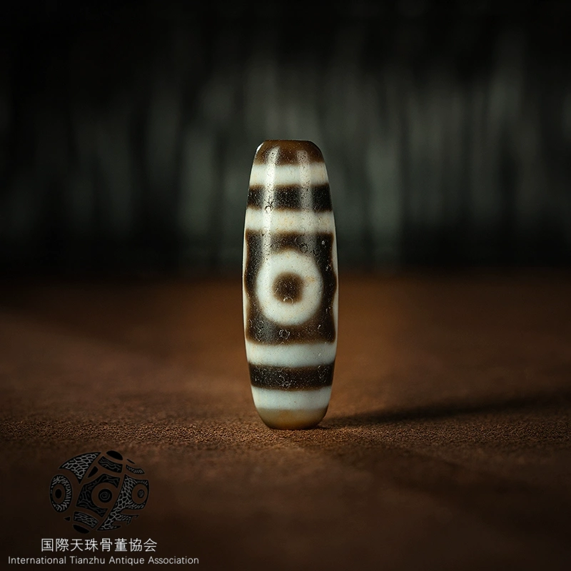 チベット▪めのうの三眼の天珠