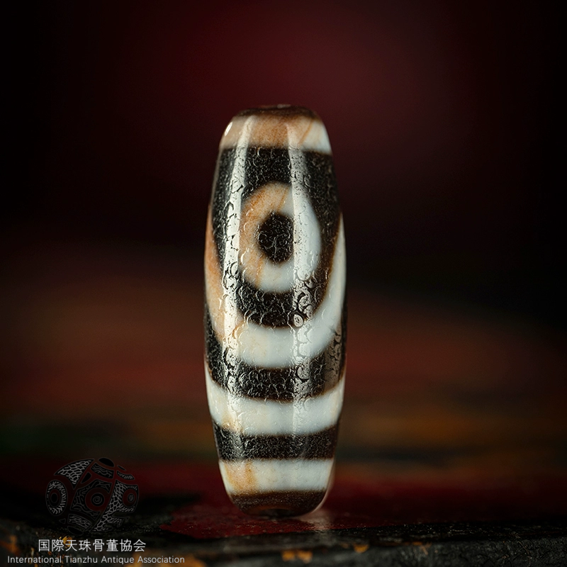 チベット▪朱砂二眼天珠