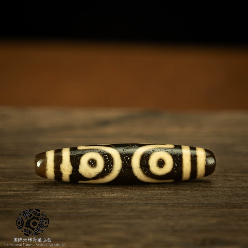 チベット▪大判七目天珠トーテム老天珠